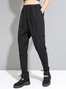 [EAM] High Elastic Waist Black Split Joint Harem Trousers New Loose Fit Pants Women Fashion Tide Spring Autumn 2026 1A528