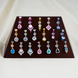 Right Grand High Quality Beech Wooden Display for 14G 16G Nipple Belly Button Nose Hoop Clicker Segment Ring Piercing Jewelry