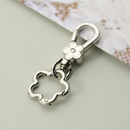 2pcs Flower Keychain, Cute Key Chains, Purse Bag Charm, Keychain Accessories for Women Purse Bag Accessories
