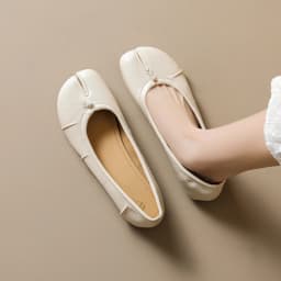 Size 35-43 Split Toe Women Ballet Flats Tabi Shoes Casual Slip-on Loafers Ladies Pleated Leather Espadrilles Zapatillas Mujer