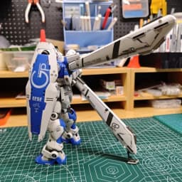 DOUDOU Model GP04 Action Figure RX-78GP04G Gerbera RE 1/100 Scale Assembly Model Kit U.C.0083 Plastic Toy Gift