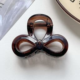 Small Medium Hair Claws Clips Crab Hair Clamps Women Girls 4.5CM Plastic Ponytail Hair Barrettes Hairpin Hair Accessories Simple