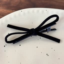 Side suede red bow bangs hairpin forehead headdress women's word clip edge clip autumn and winter 2024 new