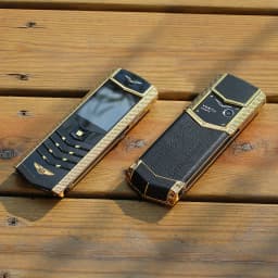 Metal Body Luxury Bar Phone K9 Dual Sim Bluetooth Dialer Senior Mobile Cellphone Invisible Keyboard V9