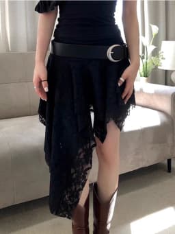 Romantic Pure Desire Sexy Lace Splice Asymmetrical Wave Half Skirt Pleated A-Line Short Skirt Korean Style Commute