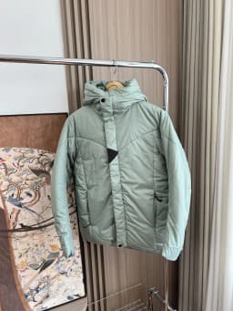 High-End Outdoor Couple Style Men's Cotton Jacket Warmth Windproof Hooded Casual Fashionable Urban Design Thickened Long Sleeve