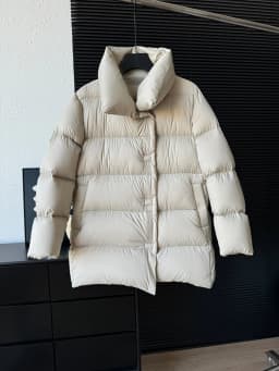 Janveny2025 New Winter Light Soft Warm White Duck Down Jacket Women Stand up Collar Short Puffer Jacket Fashion Puff Loose Parka