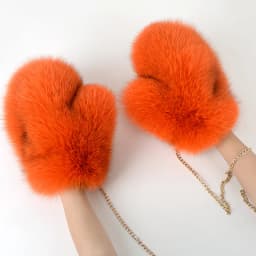 New 2026 Winter Women's Real Fox Fur Gloves Luxury Ladies Keep Warm Natural Fox Fur Mittens Women Fashion Cute Plush Hand Warmer