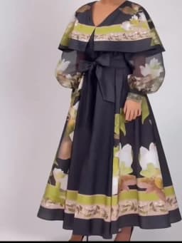 Retro 2025 Women's Autumn New V-Neck Cloak Lantern Long Sleeve Loose Print Dress With Waist-Tied And Big Swing Fluffy Dress
