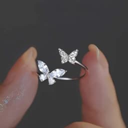Huitan Aesthetic Flower Adjustable Finger Ring Female Brilliant Zirconia Jewelry for Engagement Ceremony Delicate Accessories