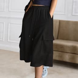 Women's Summer Big Pockets Drawstring Elastic Waist Loose Shorts