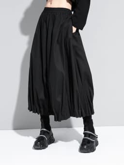 [EAM] High Elastic Waist Black Pleated Split Wide Leg Trousers New Loose Fit Pants Women Fashion Tide Spring Autumn 2026 1DA618