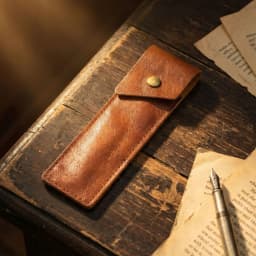 Thin‑Style High‑quality PU Leather Pen Storage Pouch, Hand Sewn Edge, Metal Snap‑Button Two‑slot Lightweight Portable Pen Holder