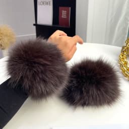Women's Real Fox Fur Cuff Arm Warmer Lady Bracelet High-Quality Wristband Glove Fashionable Fox Fur Cuffs for Stylish Warmth