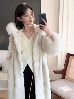 2025 Young Style Thickened Younger Looking Artificial Fur Collar Hooded Leather Coat Women's Mid-Length Sweet Style