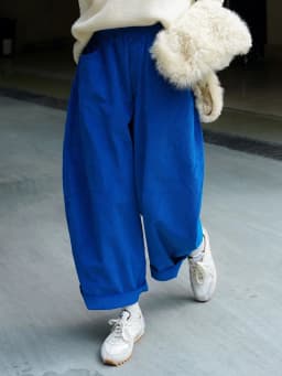 [EAM] High Elastic Waist Green Corduroy Wide Leg Pants New Loose Fit Trousers Women Fashion Tide Spring Autumn 2026 1DF21930