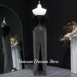 Customized Black Off the Shoulder Straight Evening Dress Saudi Women Beading Strapless Velour Celebrity Dresses robes de soirée