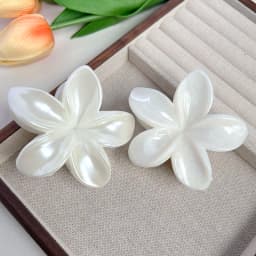 Elegant Flower Hair Clip Crab 8cm Large Plastic Hair Claw Clips For Women Hairclip Cute Beach Hair Accessories Hawaiian Barrette
