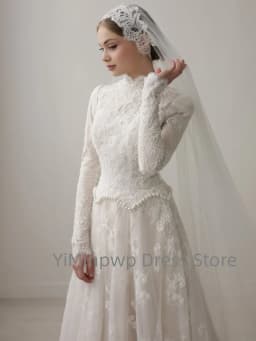 Modest Lace Wedding Dresses with High Collar Long Sleeve A-Line Sweep Train Bride Dress Bridal Gown vestidos de novia Customized