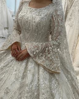 Customized New Luxury Muslim Wedding Dresses Princess Beaded Ball Gowns Middle East Bride Dresses Long Sleeve Vestido De Novia
