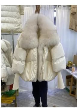 Female Large Fox Fur Collar Outerwear Thick Warm Fur Real Fur Coat Winter Jacket Women White Duck Down Jackets Hooded