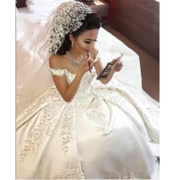 Customized Illusion Wedding Dresses 2026 Elegant Off The Shoulder Appliques Lace Elegant Bride Dress Princess Wedding Gowns