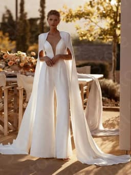 Customized Latest Two Pieces Wedding Dresses White Pants Suit Bridal Gowns Jumpsuit Bride Dress with Cape Wedding Gowns Back Out