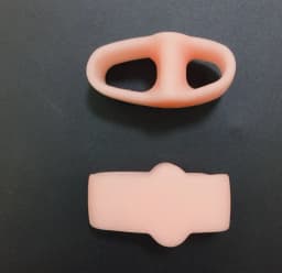1/2/3/4Pairs Gel Toe Separator Toe Protector to Correct Bunions and Restore Toes to Their Original Shape for Women Men Spacers