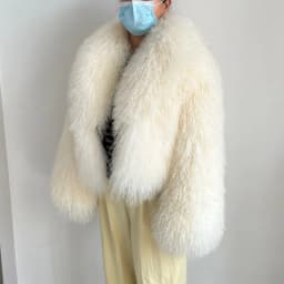 Beiziru Women's Real Mongolian Fur Winter Coat Thick Warm Fashionable Jacket with High-Quality Turndown Collar