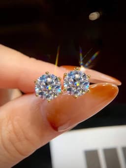 Classic Minimalist 0.5ct-2ct Certified Moissanite Stud Earrings Wedding Earrings 2022 Trend New Luxury Jewelry