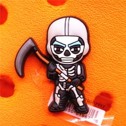 Original 1pcs Game Characters PVC Shoe Charms Accessories Decorations Cute Funny Animal Mask Designer Buckle Kids Gift
