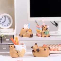 Cute Capybara Small Plant Pot Resin Succulent Planter for Home Office Desk Mini Ornament Fairy Garden Flowerpot Decoration