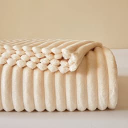 Nordic Style Single Layer Flannel Blanket, Living Room Bedroom Soft Skin-Friendly Throw