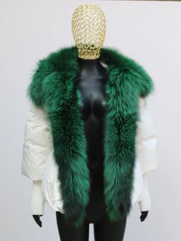 2026 Winter Real Fox Fur Collar White Duck Down Padded Down Jacket Regular Fashion Warm Big Fur Collar Women's Coat