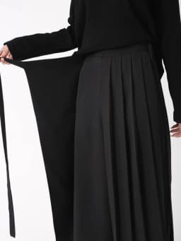 [EAM] High Elastic Waist Bandage Pleated Elegant Wide Leg Pants New Trousers Women Fashion Tide Spring Autumn 2026 1DH9564