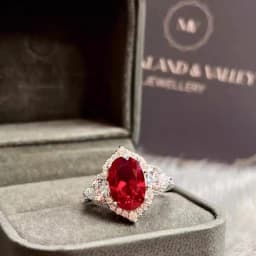Classic and gorgeous ruby Female Ring Beautiful light luxury art high-end wedding rings for women banquet silver 925 jewelry