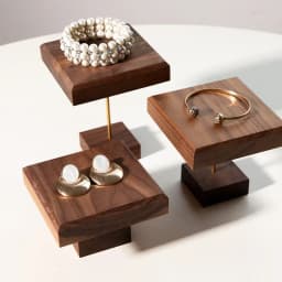 Solid Wood Walnut Jewelry Display Stand Mini Desktop Riser Bracelet Watch Display Plate Cosmetics Rack Holder Doll Organizer