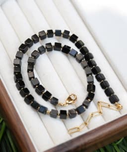 European and American simplicity Lapis Lazuli Blue Square Sweater Chain Necklace Luxury Autumn Winter Accessory Bead Light