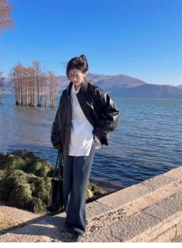 Short Black Leather Jacket Women's Style 2026 New Spring Autumn Popular Motorcycle Coat Small Size Young Women's Fashion