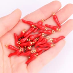 10Pcs 3D Pepper Enamel Alloy Pendant Cute Mini Red Chili Food Charm for Women's Bracelet Earrings DIY Jewelry Making Accessory