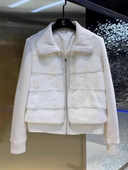 2026 Winter New High-End Knitted Sleeve Patchwork Mink Fur down Jacket Women's Short Fur Jacket