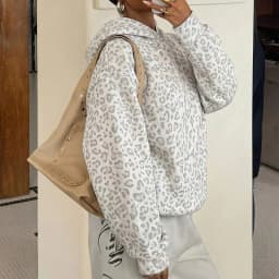 New Retro Pattern Printed Long Sleeved Sweatshirt Casual Loose Street Hooded Top Autumn Winter Fashion Commuting Woman Hoodie