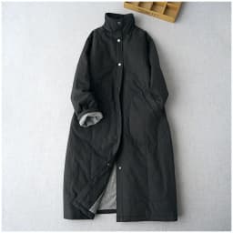Trendy Quilted Maxi Coat for Women - Stand Collar Button Closure Long Jacket with Side Pockets for Fall Layering