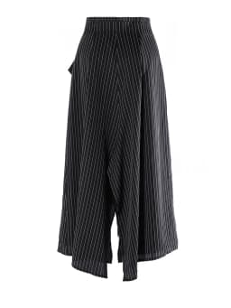 [EAM] High Waist Gray Striped Irregular Pleated Elegant A-line Half-body Skirt Women Fashion Tide New Spring Autumn 2026 1DJ7864