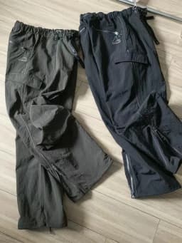 Outdoor Men's Casual Pants Multiple Pockets Drawstring Elastic Waist Waterproof Windproof All Weather Functional Trousers