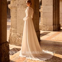 Customized Boho Bridal Gown New Arrival V Neck Puff Sleeevs Bohemian Lace Chiffon Sweep Train A Line Wedding Dresses