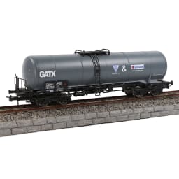 Evemodel Train Wagon HO Scale Oil Tank Car 1:87 Model Tank Wagon Model Railway C8768