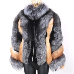 Luxury Genuine Silver Fox Fur Jacket Real Natural Coat Full Sleeves Winter Plush Red Outerwear for Fashionable Cold Weather