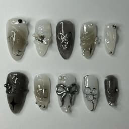 24Pcs Y2k Almond Acrylic Nails Full Cover 3D Diamond Black Nail Art Sweet Cool French Wearable Fake Nail Manicure Tips for Girls