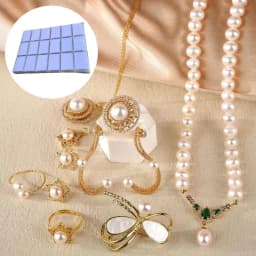 18Pcs Crystals Clear Display Cases With Soft Interior for Elegant Jewelry Storage and Retail Showcase